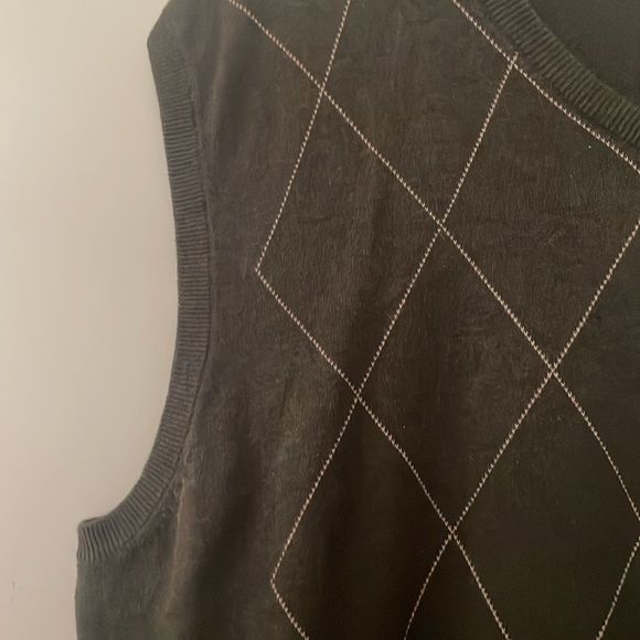 Mens V Neck Vest Sweater - Picture 2 of 6